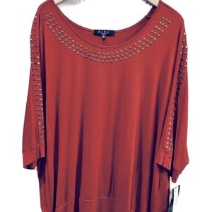B.L.E.U. Rusty red plus size 3X top